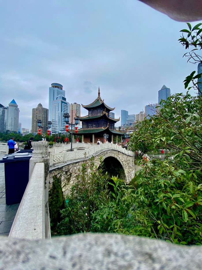Das Jiaxiu Building in der Mitte von Guiyang.